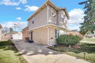 8713 S Washtenaw Avenue, Evergreen Park, IL 60805
