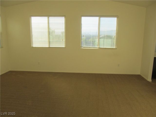 2741 SUNRISE BLUFF Drive, Las Vegas, NV 89142