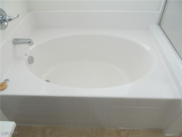 2741 SUNRISE BLUFF Drive, Las Vegas, NV 89142