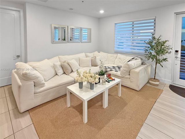 6416 NW 102nd Court 304, Doral, FL 33178