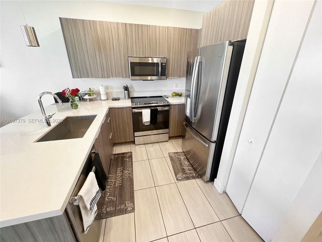 6416 NW 102nd Court 304, Doral, FL 33178