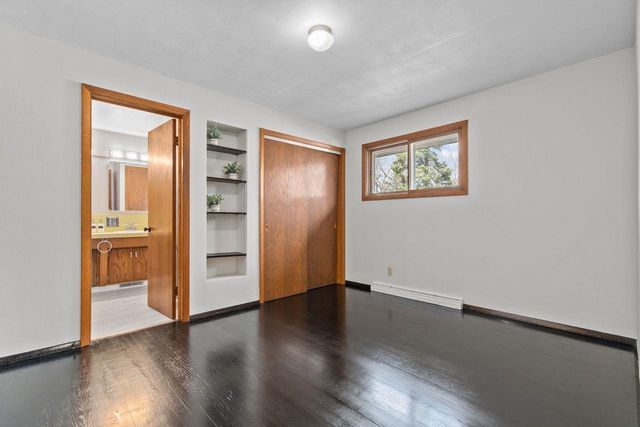 1913 N OUTAGAMIE STREET, Appleton, WI 54914