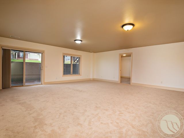 3441 Castle Pines Dr, Billings, MT 59101