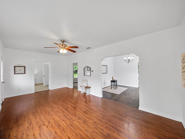 620 W Hanna Street, Denison, TX 75020