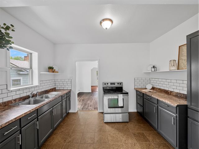 620 W Hanna Street, Denison, TX 75020