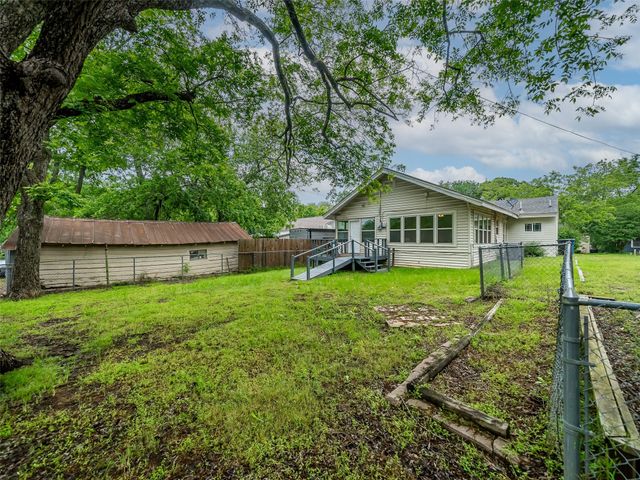 620 W Hanna Street, Denison, TX 75020
