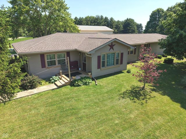 808 N 700 E, Franklin, IN 46131