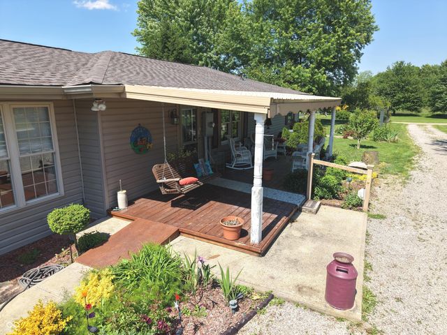 808 N 700 E, Franklin, IN 46131
