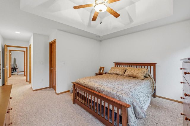 106 Sarahs WAY, Sheboygan Falls, WI 53085