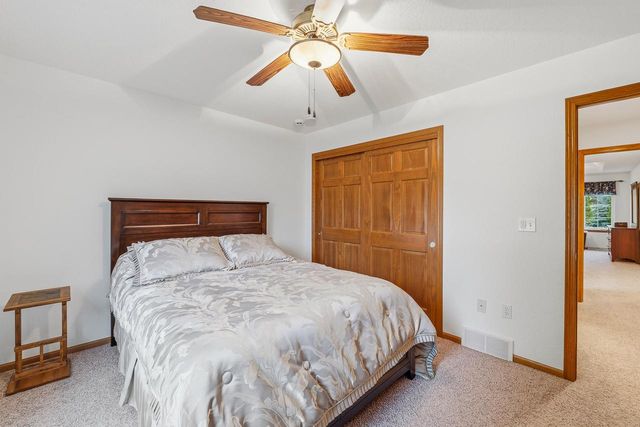 106 Sarahs WAY, Sheboygan Falls, WI 53085