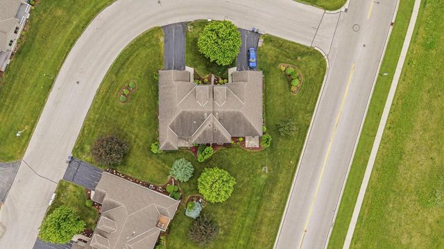 106 Sarahs WAY, Sheboygan Falls, WI 53085