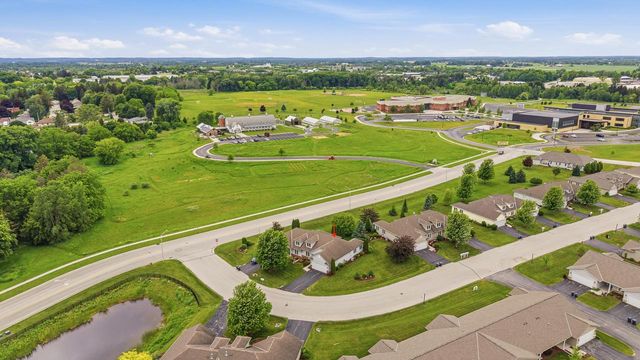 106 Sarahs WAY, Sheboygan Falls, WI 53085