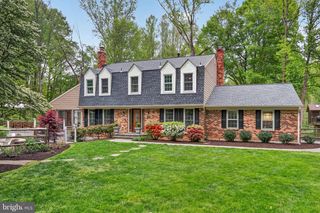 5900 INNISVALE DR, Fairfax Station, VA 22039