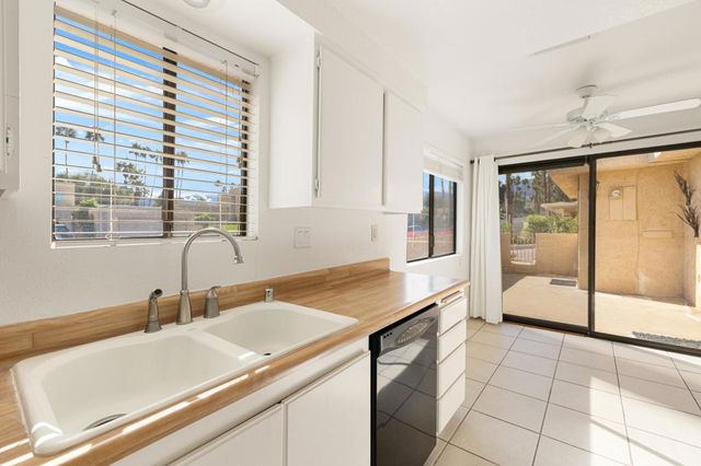 73750 Desert Vista Court, Palm Desert, CA 92260