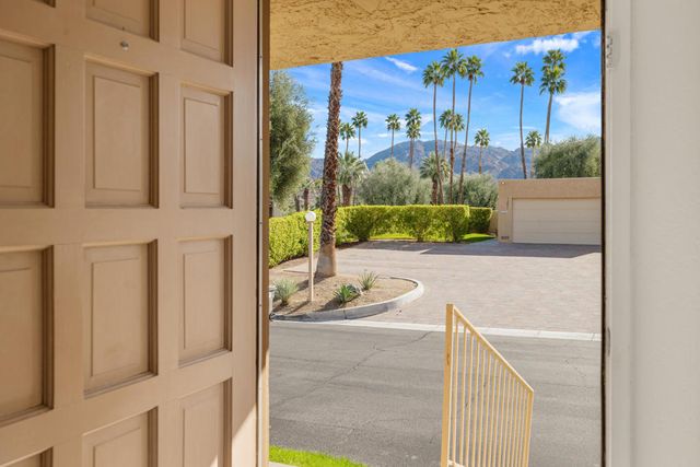 73750 Desert Vista Court, Palm Desert, CA 92260