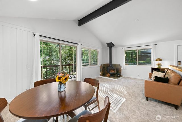 1 Sugarpine Place, Bellingham, WA 98229