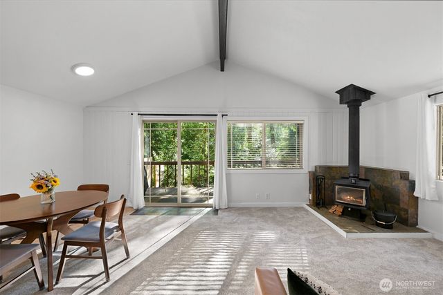 1 Sugarpine Place, Bellingham, WA 98229