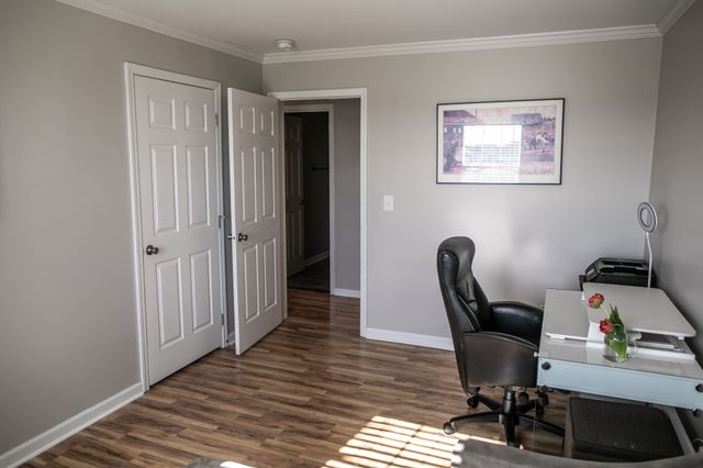 1009 McCormick Xing, Spring Hill, TN 37174