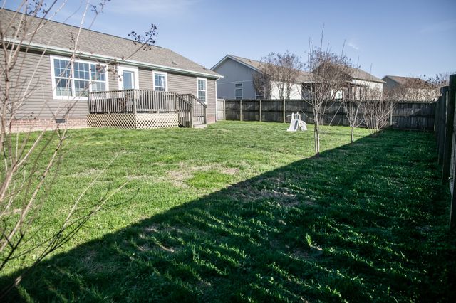 1009 McCormick Xing, Spring Hill, TN 37174