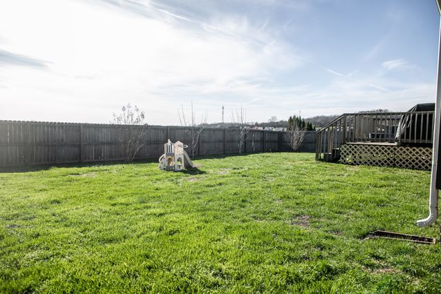 1009 McCormick Xing, Spring Hill, TN 37174