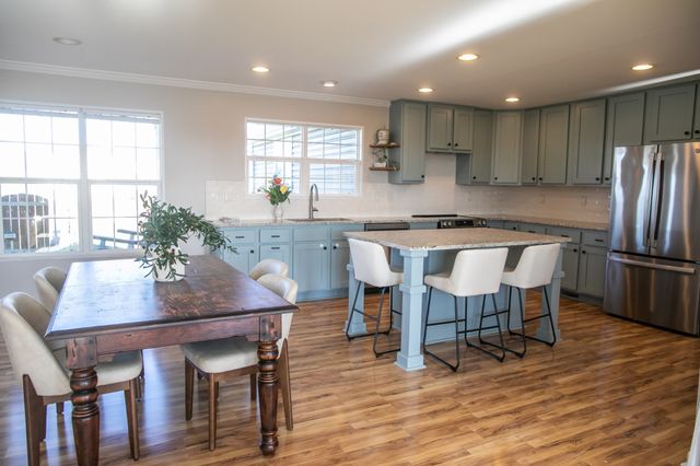 1009 McCormick Xing, Spring Hill, TN 37174