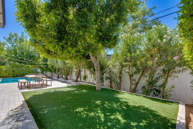 4019 E DEVONSHIRE Avenue, Phoenix, AZ 85018