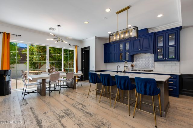 4019 E DEVONSHIRE Avenue, Phoenix, AZ 85018