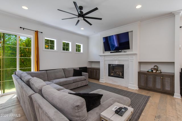 4019 E DEVONSHIRE Avenue, Phoenix, AZ 85018
