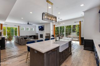 4019 E DEVONSHIRE Avenue, Phoenix, AZ 85018