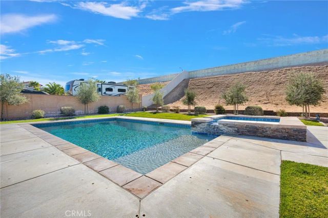 13370 Hidden Valley, Victorville, CA 92395