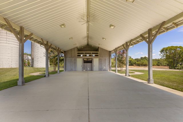 1936 Grace Point Ln, Nolensville, TN 37135
