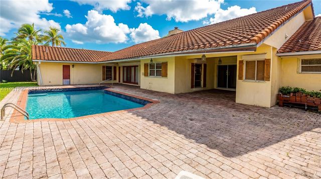 9505 SW 136th St, Miami, FL 33176