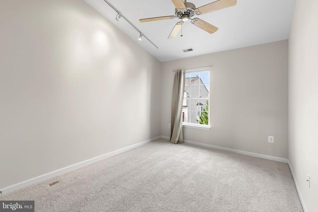 7 CATERHAM CT, Baltimore, MD 21237