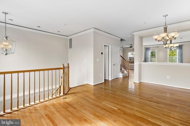 7 CATERHAM CT, Baltimore, MD 21237