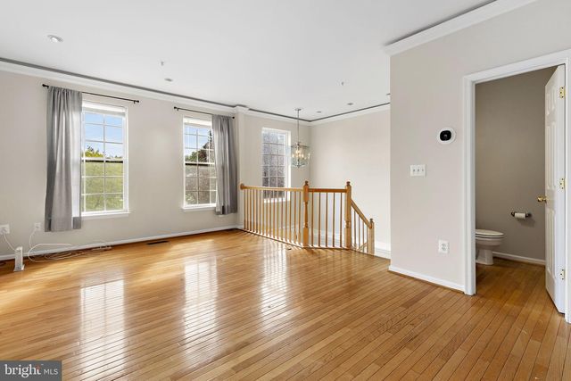 7 CATERHAM CT, Baltimore, MD 21237