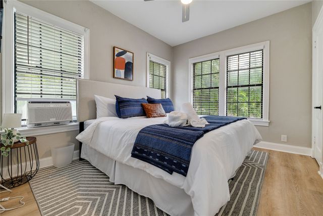 4400 Gaston Avenue 1, Dallas, TX 75246