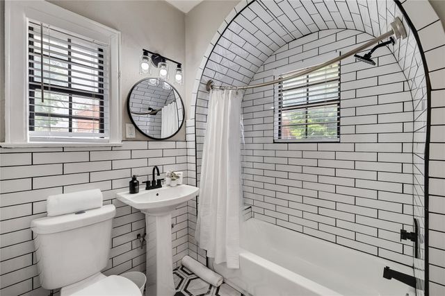 4400 Gaston Avenue 1, Dallas, TX 75246