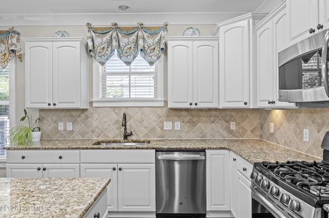 908 Bedminister Lane, Wilmington, NC 28405