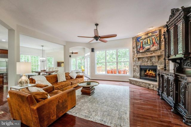 106 CALVARY CT SE, Leesburg, VA 20175