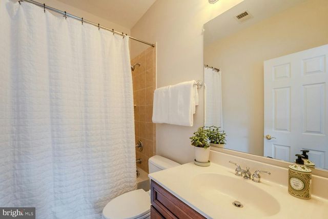 106 CALVARY CT SE, Leesburg, VA 20175