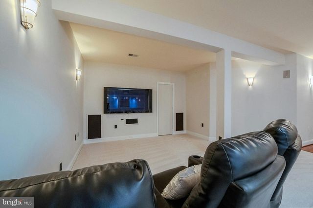 106 CALVARY CT SE, Leesburg, VA 20175