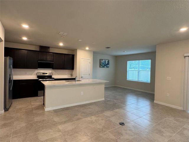 2102 CHARMING AVE AVENUE, Davenport, FL 33896