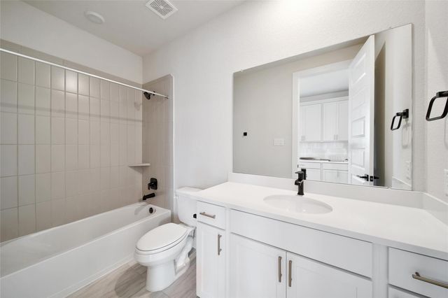 4406 Anthony Court Lane, Seabrook, TX 77586