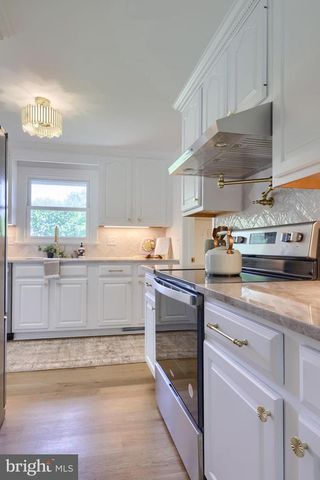 1260 CLOVERTON DR, Columbia, PA 17512