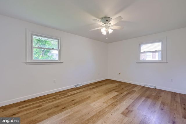 1260 CLOVERTON DR, Columbia, PA 17512