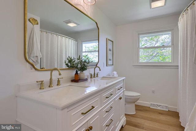1260 CLOVERTON DR, Columbia, PA 17512