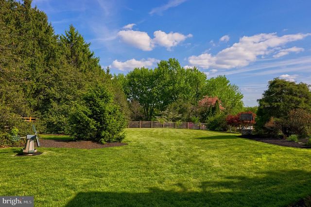 1260 CLOVERTON DR, Columbia, PA 17512