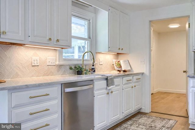 1260 CLOVERTON DR, Columbia, PA 17512