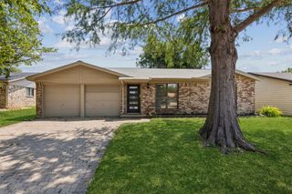 3214 Cheyenne Street, Irving, TX 75062