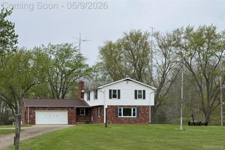 1412 S Byron Road, Vernon Township, MI 48449